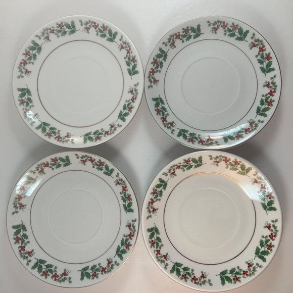 Gibson Everyday Holiday Gold Cups Saucers Holly Berries Lot of 4 Sets - Picture 5 of 16